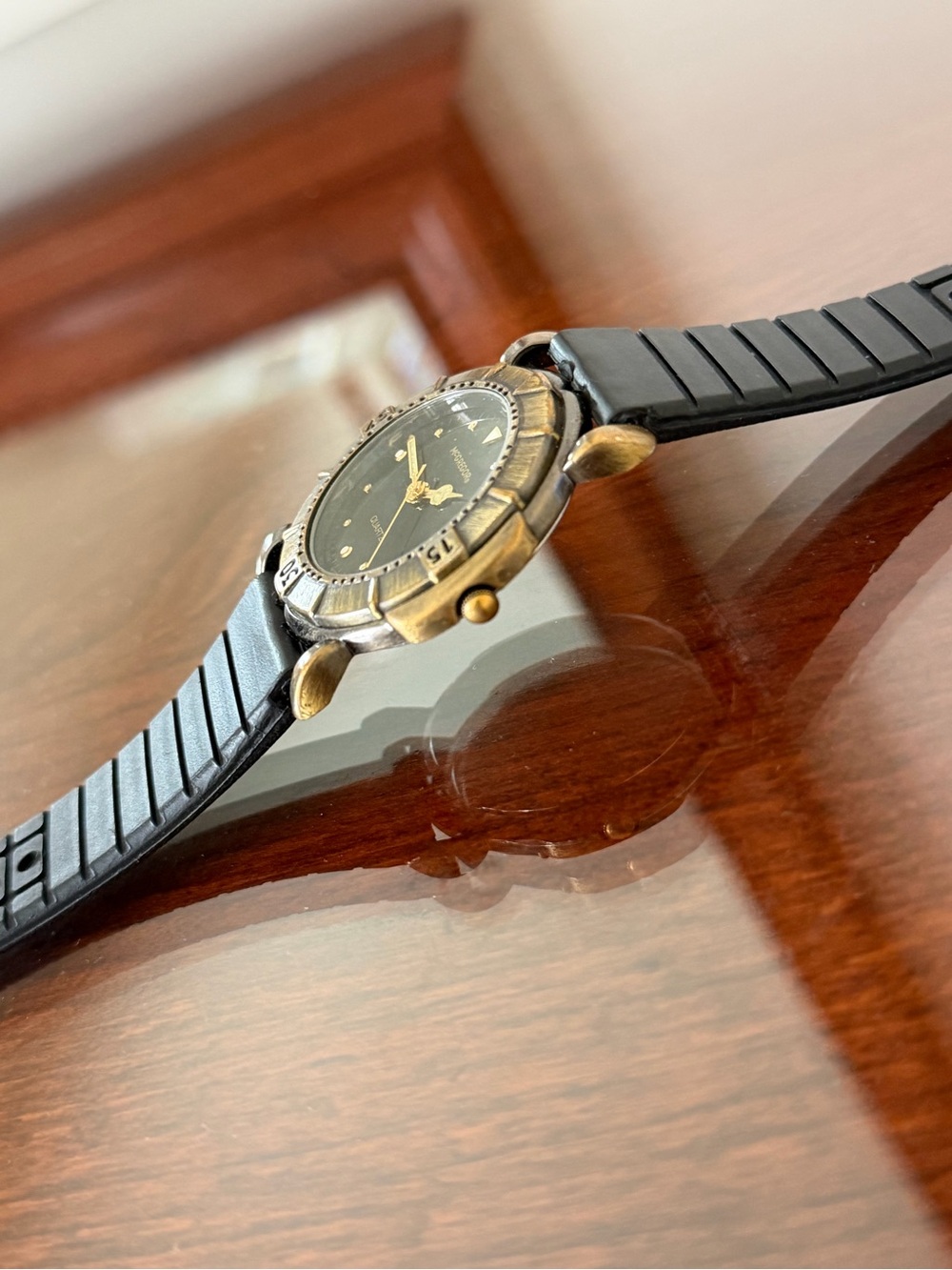 Mcgregor®️ - Classic Black Women’s Dive Watch - Black - Picture 4 of 7